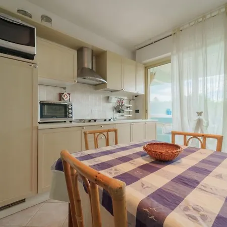 Blu Apartment